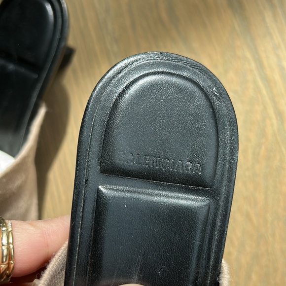 Balenciaga stretch tight sandal beige size 38.5 39 8.5 with box great condition - Picture 3 of 6